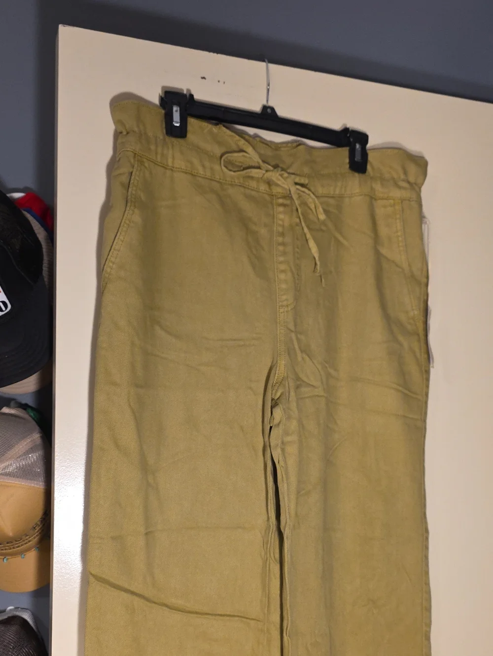Universal Thread Adjustable Tie Jeans